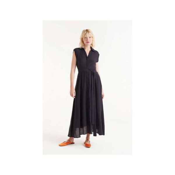 Robe longue en crêpe noire