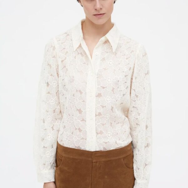 Chemise blanche broderie florale