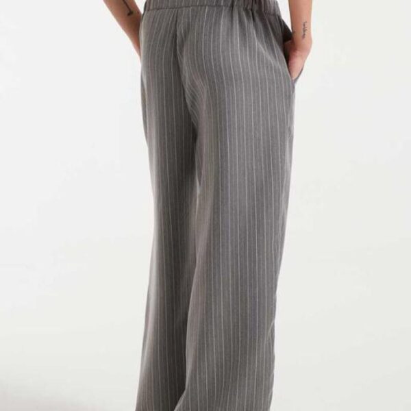 Pantalon à rayures diplomatiques gris – Image 2