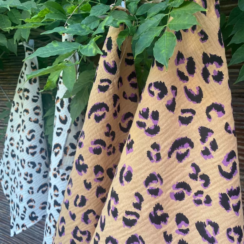 2 Torchons léopard violet - 35x50cm - Fabriqué en France – Image 2